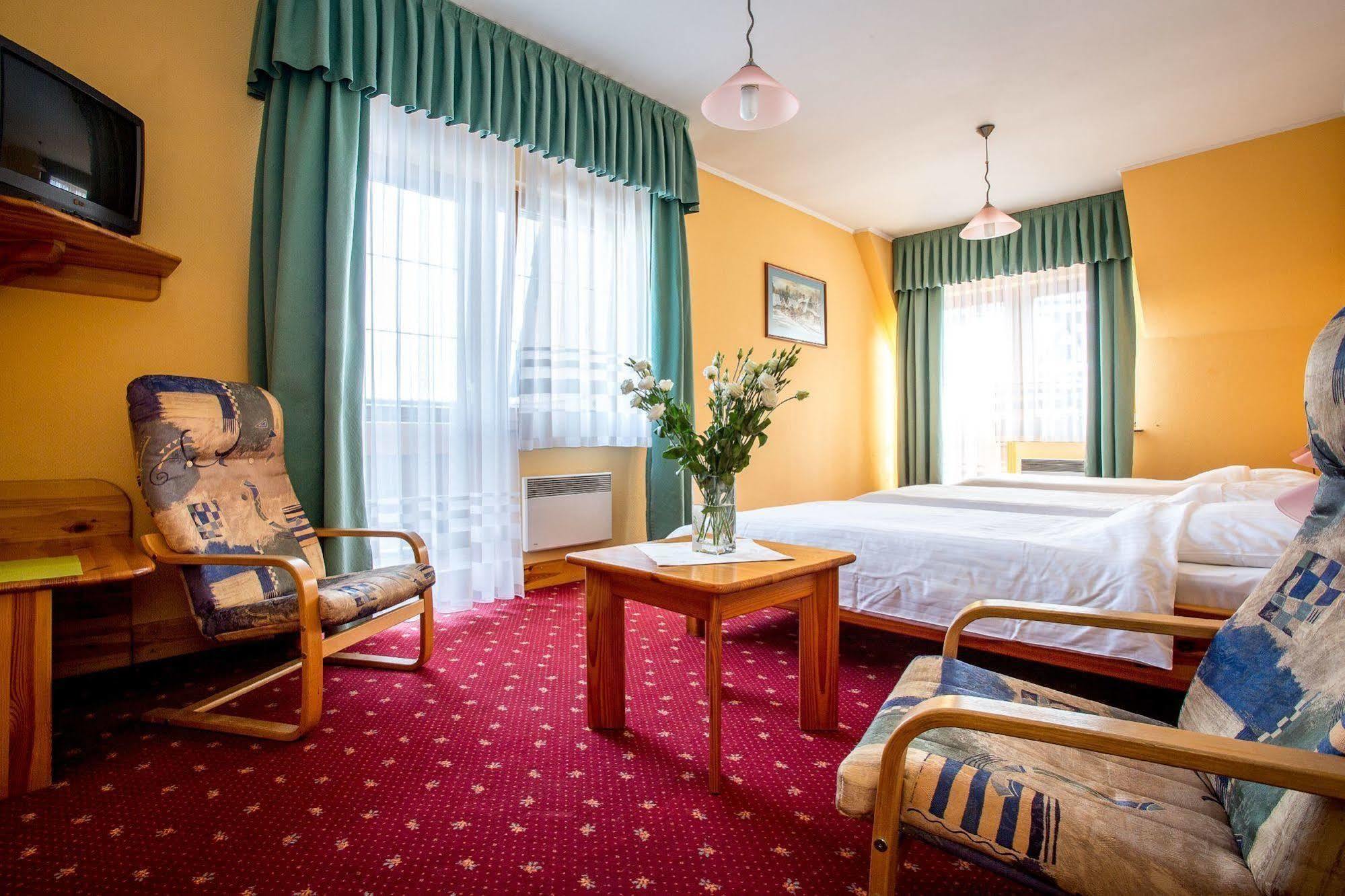 Hotel Skalny Zakopane Exterior photo